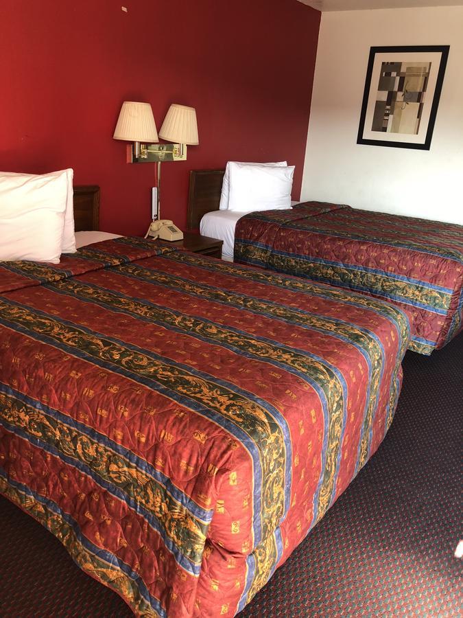 Rexdale Inn Seminole Bagian luar foto